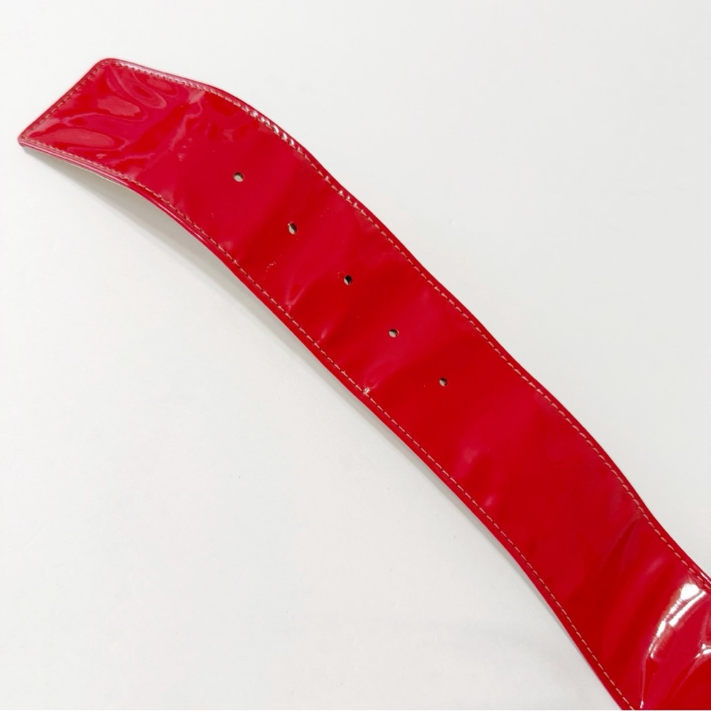 VINTAGE YVES SAINT LAURENT RED PATENT LEATHER BELT - Picture 4 of 7